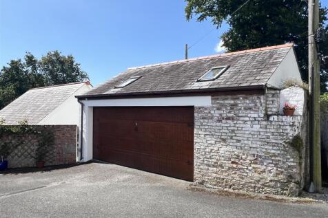 Double Garage