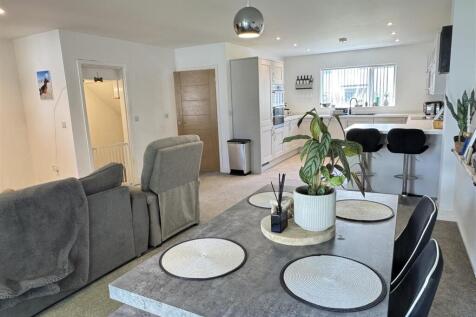 Kitchen Lounge Diner
