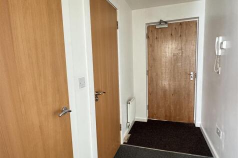 Entrance Hall: