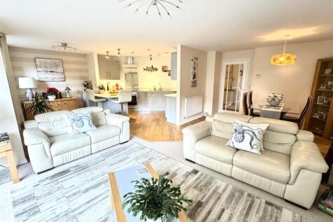 Open Plan Kitchen Lounge Diner