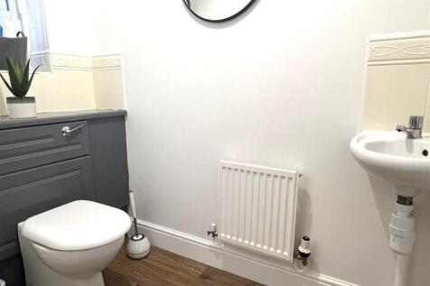 Cloakroom/WC