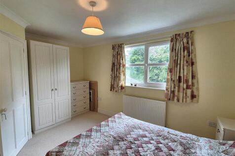 Bedroom 2.jpg