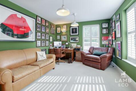 SITTING ROOM