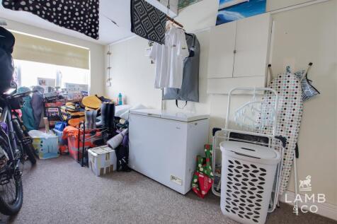 OFFICE/PLAYROOM