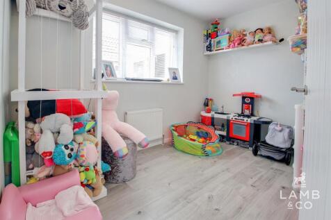 BEDROOM FIVE