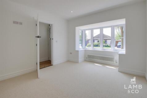 SNUG/BEDROOM