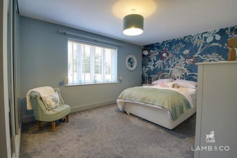GROUND FLOOR BEDROOM