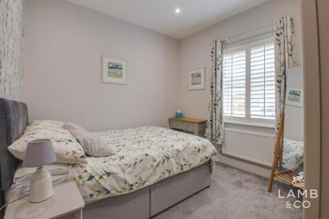 BEDROOM TWO