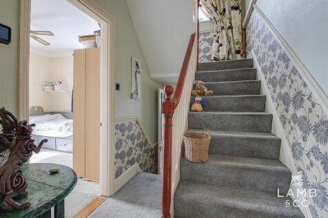 SECOND FLOOR LANDING
