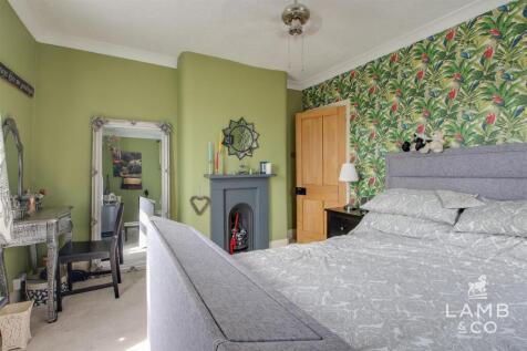 BEDROOM TWO