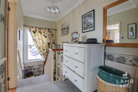 SECOND FLOOR LANDING