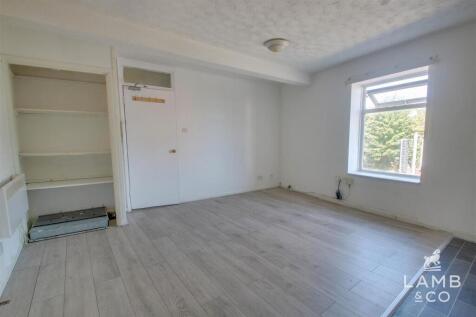 Lounge/Kitchen