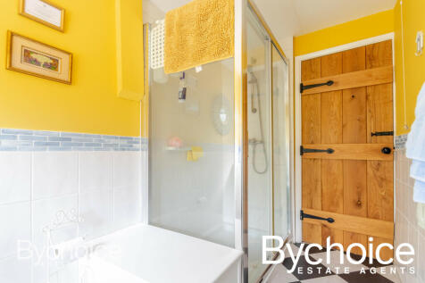 Plough House (Shower Room)