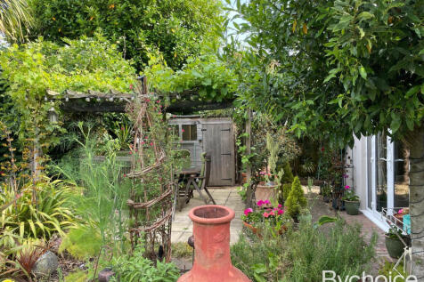 Photo 29 (Vendor&#39;s Photo)