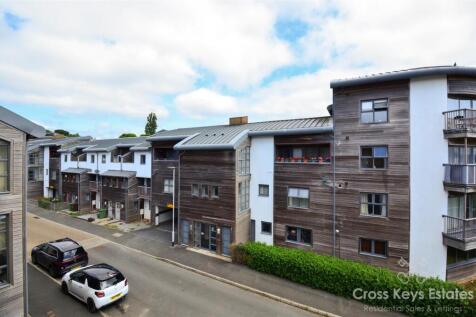 Communal Areas, Parking &amp; Garage