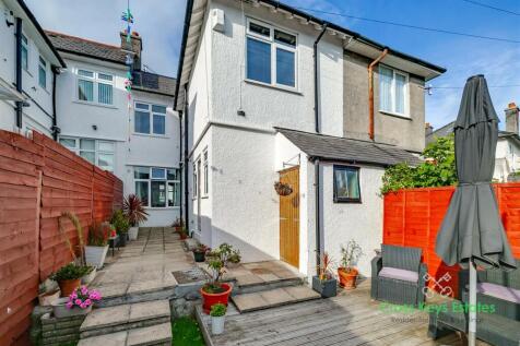 South Facing Rear Garden