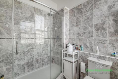 Primary En-suite