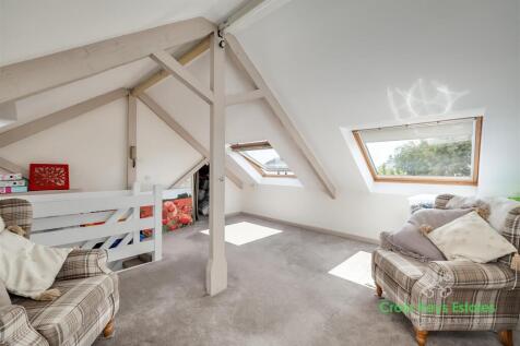 Loft Room 2