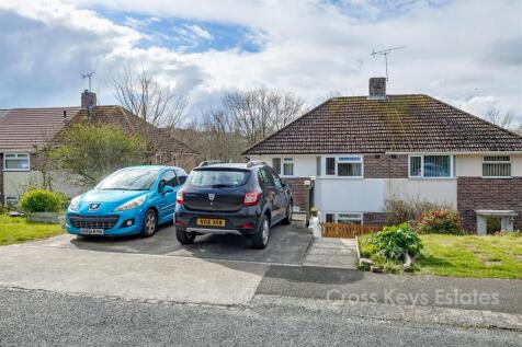 Gardens &amp; Off Road Parking