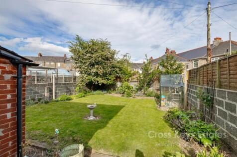 Garden, Garage &amp; Off-Road Parking