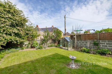 Garden, Garage &amp; Off-Road Parking