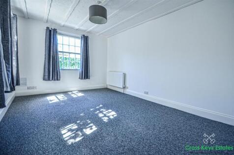 Sitting/Dining Room