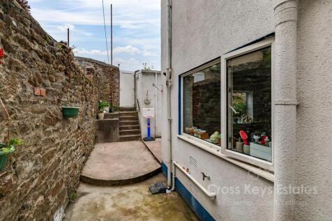 Courtyard Garden