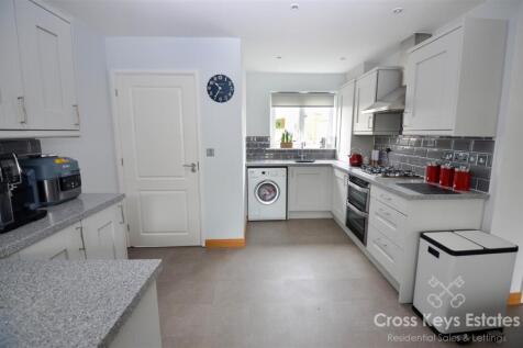 Kitchen/Dining Area