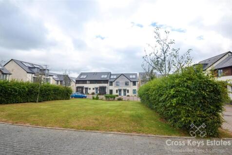 Allocated Parking And Communal Park