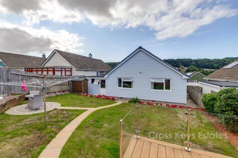 Garden, Garage &amp; Driveway