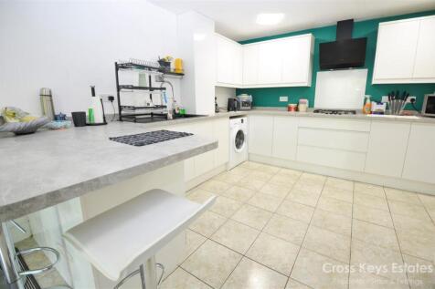 Kitchen / Dinner