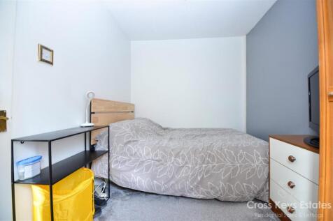 Bedrooms 4
