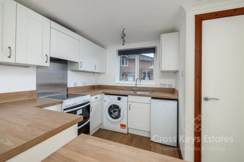 Sitting Room/Kitchen