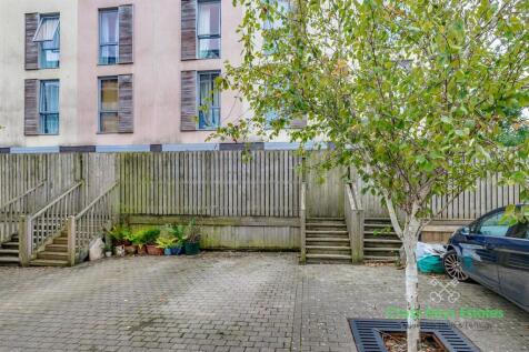 Garden, Balcony &amp; Parking