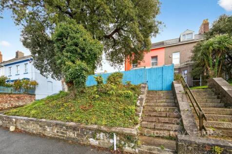 Garden &amp; Parking