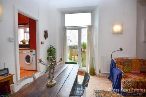Open plan Sitting Room /Dining Room