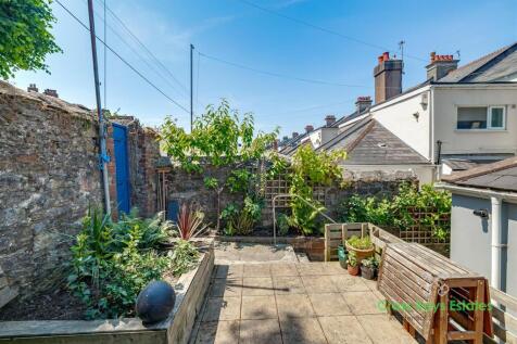 Enclosed Rear Garden