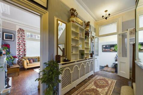 Property Image 28