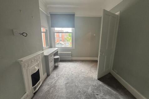 Bedroom 2 2