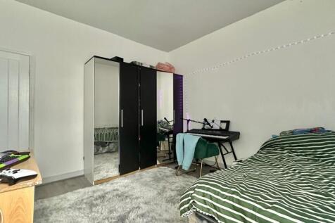 Photograph 9
