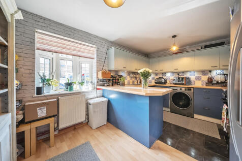 1305041-1-685db3f...