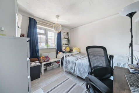 1305041-4-685db3f...