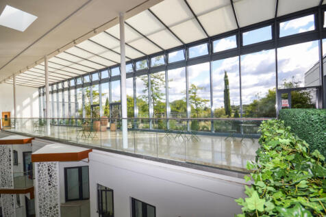 Edinburgh House Gard