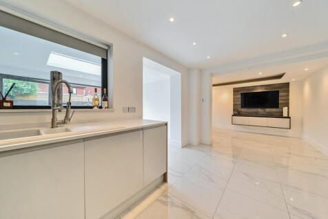 1294796-4-6825e55...