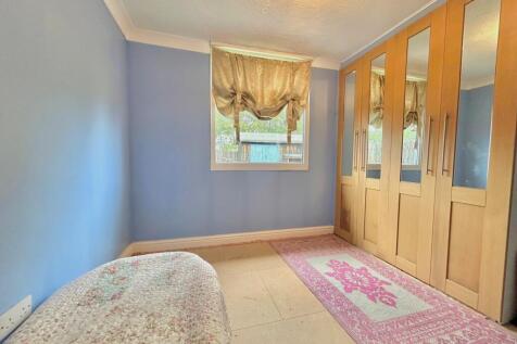 Front Bedroom