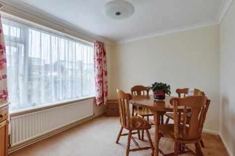 1333678-6-689397f1237a0