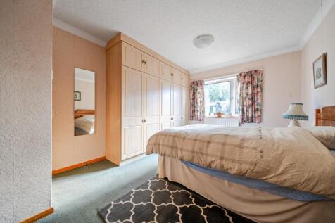 1372341-18-68ff50e6c4636