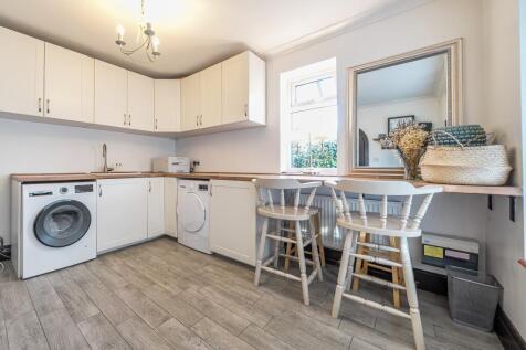 1-691e3144b7fcf-1383098-17-691dd93c7535c-1