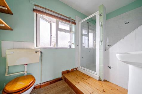 1382020-10-69258921b2dad-1