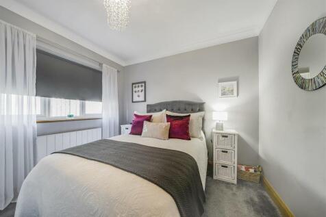 Sherborne Way - Bed 2a.jpg